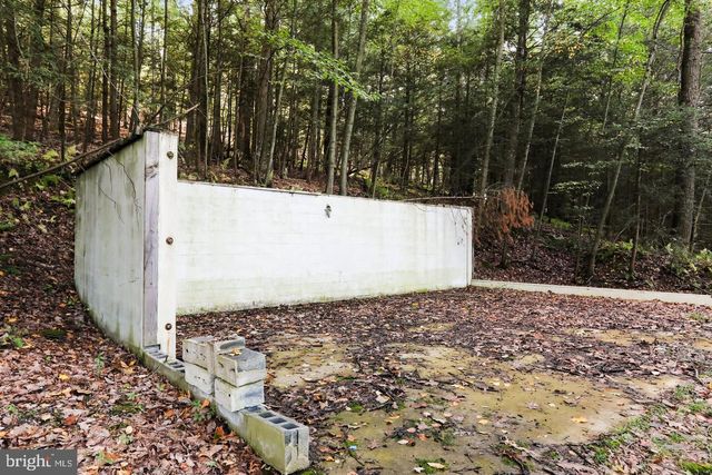 6210 CHAMBERSBURG RD, Fayetteville, PA 17222