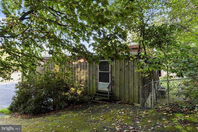 6210 CHAMBERSBURG RD, Fayetteville, PA 17222