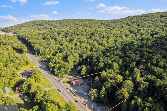 6210 CHAMBERSBURG RD, Fayetteville, PA 17222