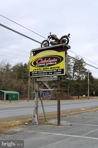 6210 CHAMBERSBURG RD, Fayetteville, PA 17222