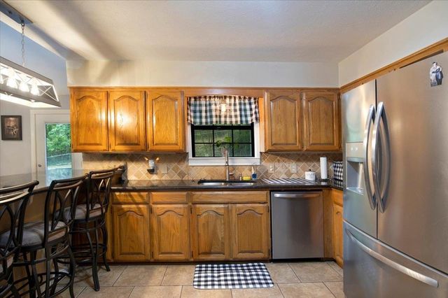 201 FM 2911, Big Sandy, TX 75755