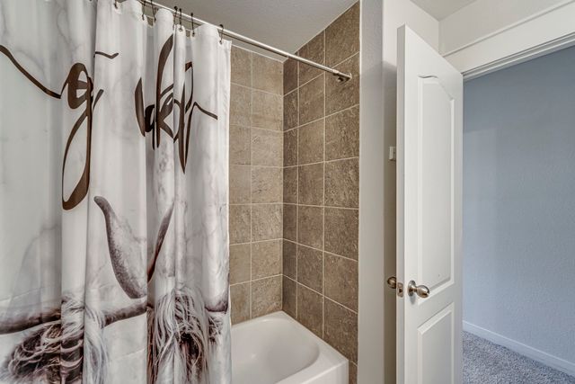 2615 Cannon Court, Glenn Heights, TX 75154