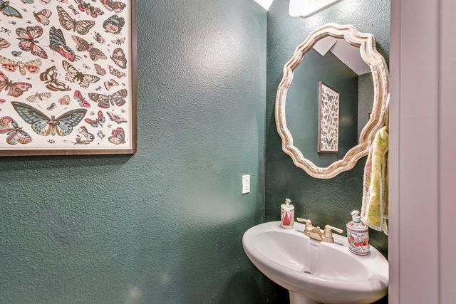 2615 Cannon Court, Glenn Heights, TX 75154