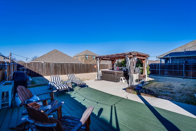 2615 Cannon Court, Glenn Heights, TX 75154