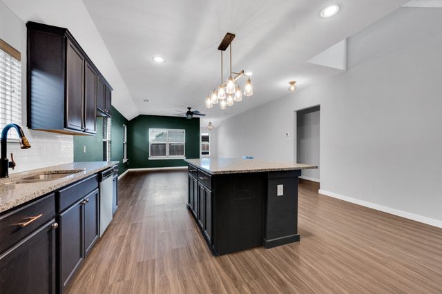 2615 Cannon Court, Glenn Heights, TX 75154