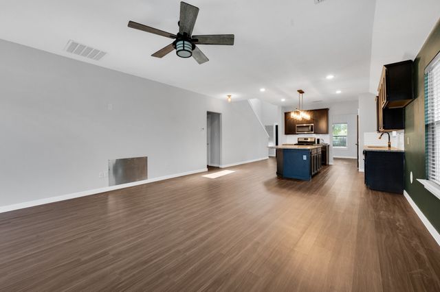 2615 Cannon Court, Glenn Heights, TX 75154