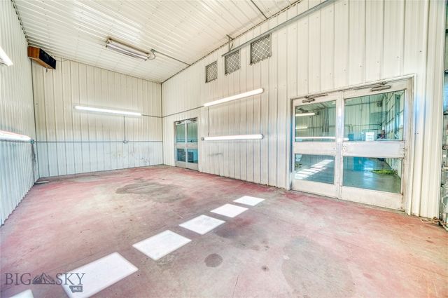 511 Table Mountain Drive, Gallatin Gateway, MT 59730