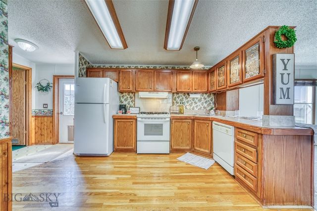 511 Table Mountain Drive, Gallatin Gateway, MT 59730