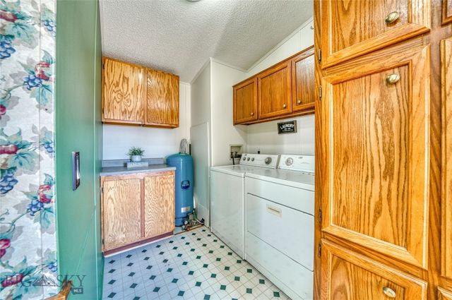 511 Table Mountain Drive, Gallatin Gateway, MT 59730