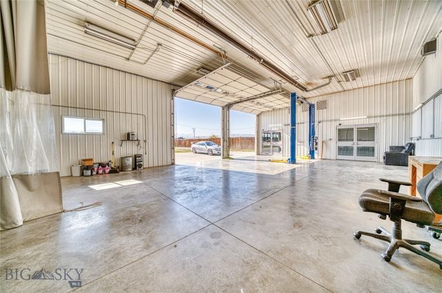 511 Table Mountain Drive, Gallatin Gateway, MT 59730