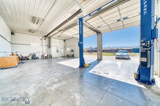 511 Table Mountain Drive, Gallatin Gateway, MT 59730