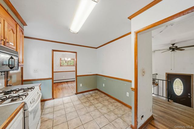 804 S Plank Road, Slate Hill, NY 10973