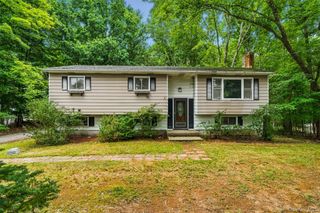 804 S Plank Road, Slate Hill, NY 10973