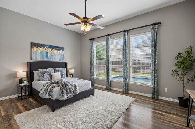 908 Mist Flower Drive, Little Elm, TX 75068
