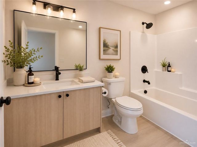 4212 Heron Avenue 119, Mcallen, TX 78504