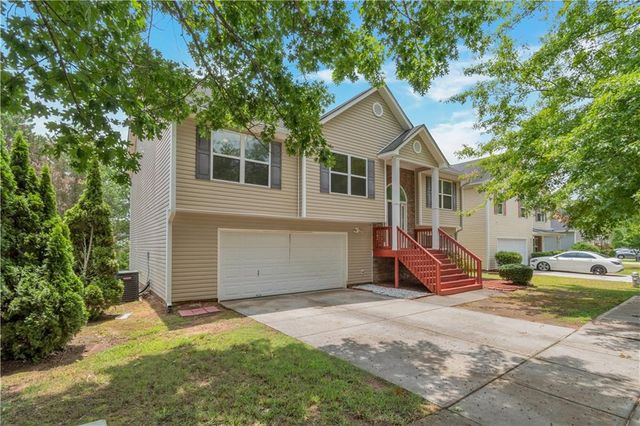 3168 Meadow Point Drive, Snellville, GA 30039