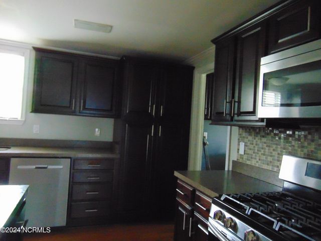 267 6th Street, Aurora, NC 27806