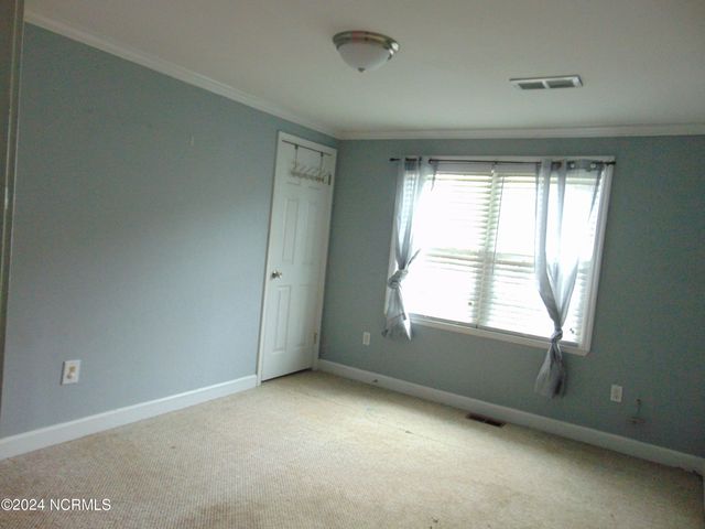 267 6th Street, Aurora, NC 27806
