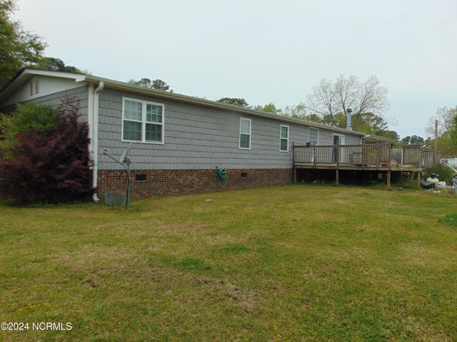 267 6th Street, Aurora, NC 27806