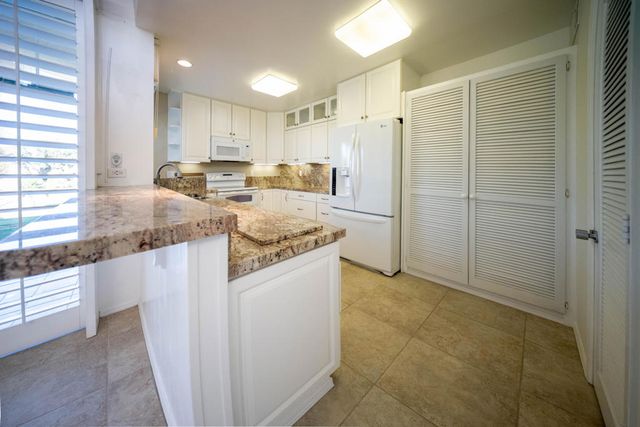 73700 Grapevine Street 14, Palm Desert, CA 92260