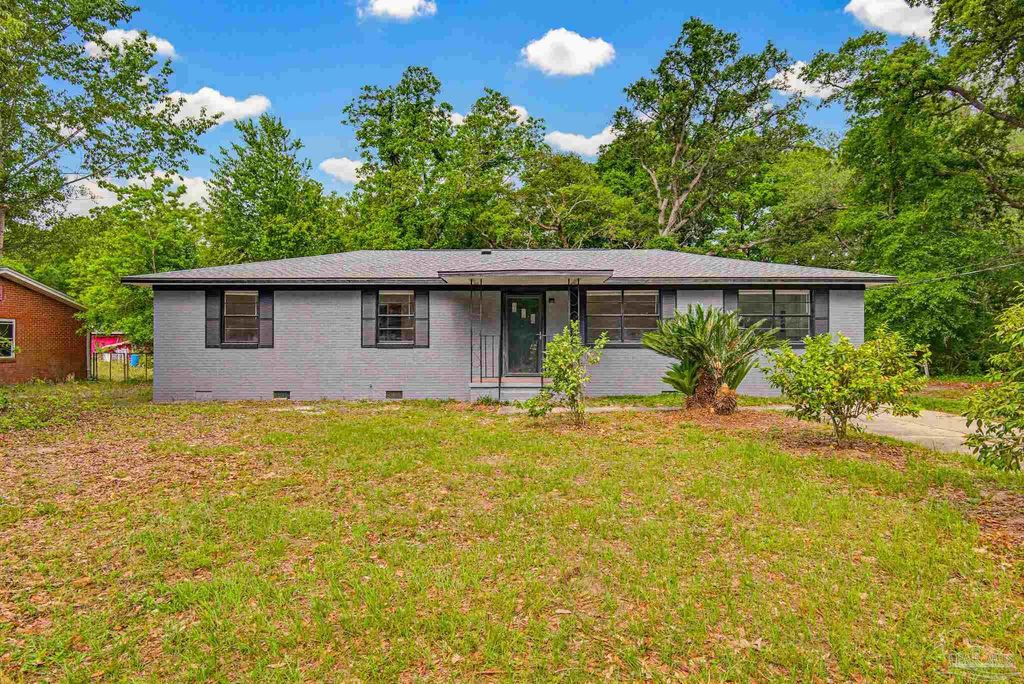 909 N 74th Ave, Pensacola, FL 32506