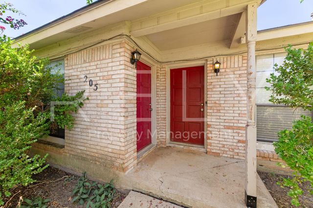 205 W William Cannon DR A, Austin, TX 78745