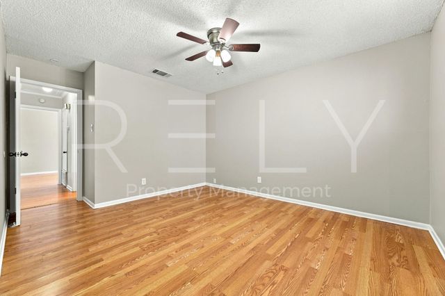 205 W William Cannon DR A, Austin, TX 78745