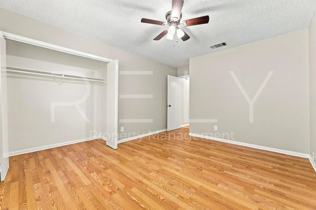205 W William Cannon DR A, Austin, TX 78745