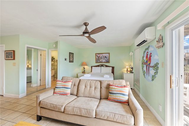 900 N Station St B5, Port Aransas, TX 78373