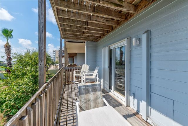 900 N Station St B5, Port Aransas, TX 78373