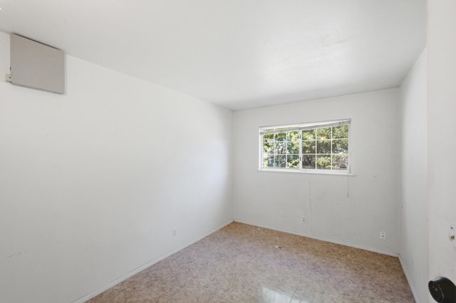 251 Luna Avenue NE, Los Lunas, NM 87031