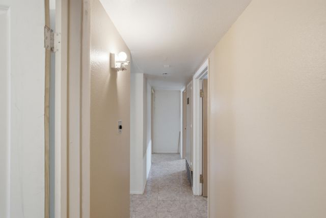 251 Luna Avenue NE, Los Lunas, NM 87031