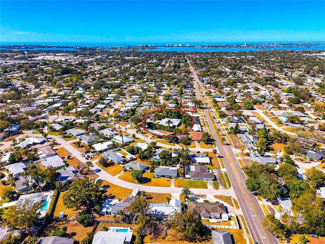 2639 BOUGAINVILLEA STREET, Sarasota, FL 34239