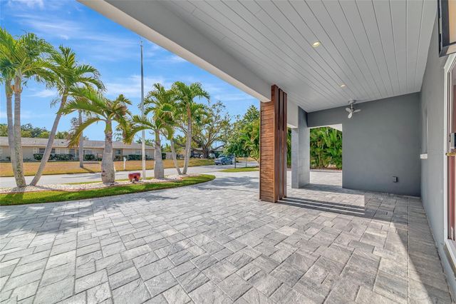 2639 BOUGAINVILLEA STREET, Sarasota, FL 34239