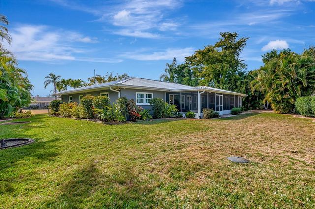 2639 BOUGAINVILLEA STREET, Sarasota, FL 34239