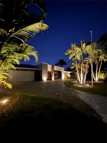 2639 BOUGAINVILLEA STREET, Sarasota, FL 34239