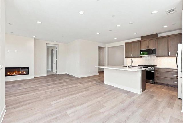 69674 Calle La Costa, Cathedral City, CA 92234