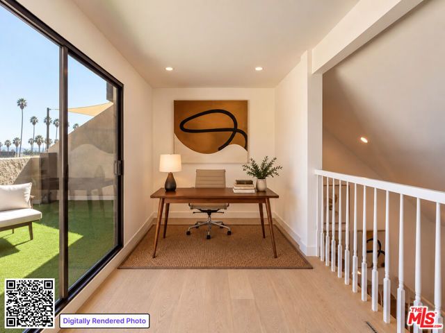 1337 Centinela Avenue 2, Santa Monica, CA 90404