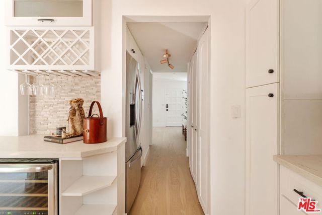 1337 Centinela Avenue 2, Santa Monica, CA 90404