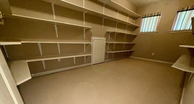 417 VERSAILLES Boulevard 417, Alexandria, LA 71303