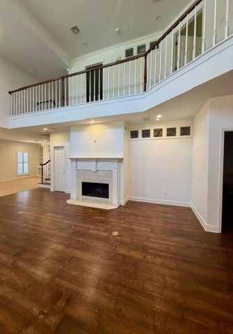 417 VERSAILLES Boulevard 417, Alexandria, LA 71303