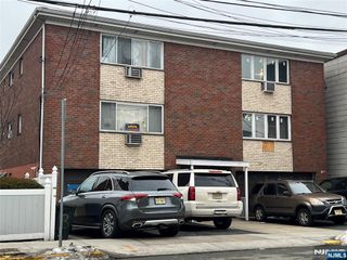 52 Anderson Avenue 2, Fairview, NJ 07022