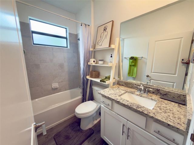 5523 SAPPHIRE STONE COVE, Bradenton, FL 34211