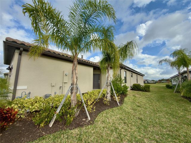 5523 SAPPHIRE STONE COVE, Bradenton, FL 34211