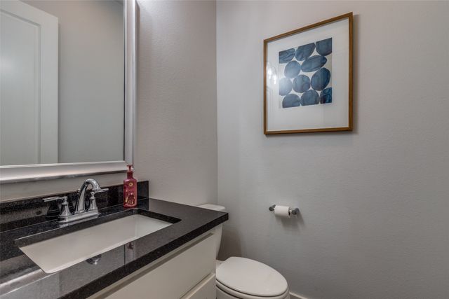 1224 Karsten Ridge Pass, Gunter, TX 75058