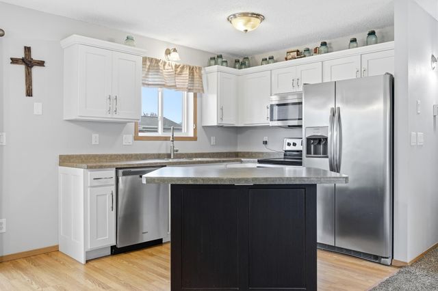 1859 13th Street E, West Fargo, ND 58078