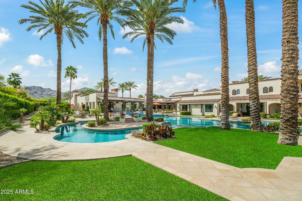 6721 E CHENEY Drive, Paradise Valley, AZ 85253 — photo 2