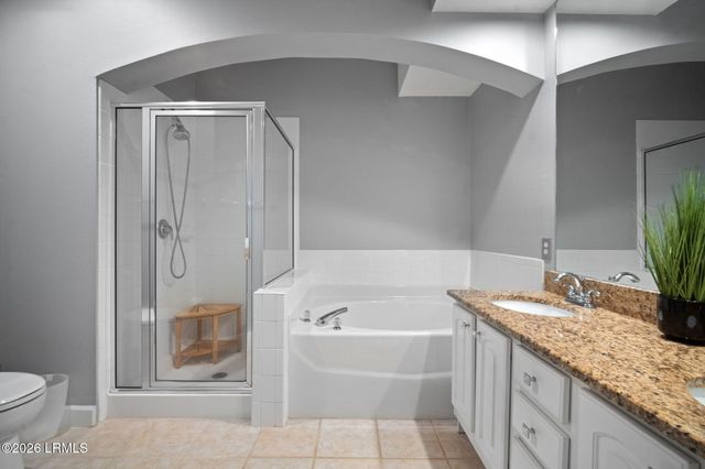 4 Indigo Run Dr Apt 1320, Hilton Head Island, SC 29926