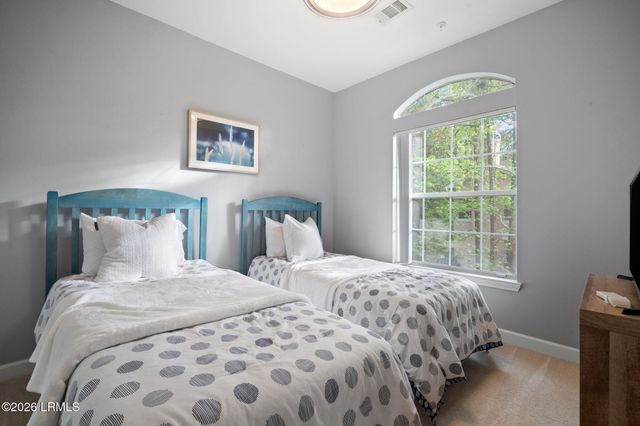 4 Indigo Run Dr Apt 1320, Hilton Head Island, SC 29926