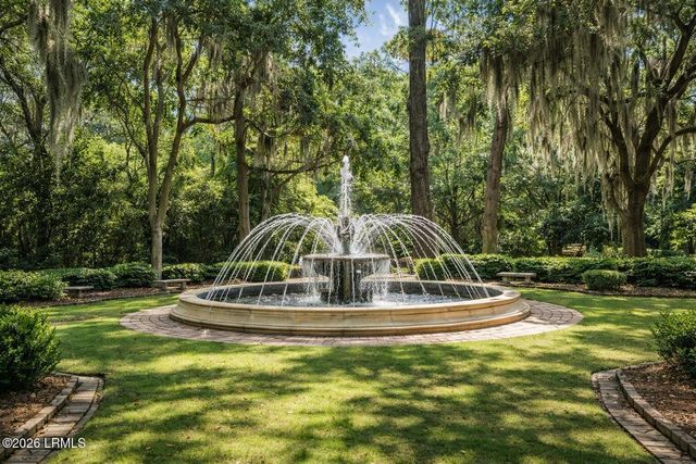 4 Indigo Run Dr Apt 1320, Hilton Head Island, SC 29926